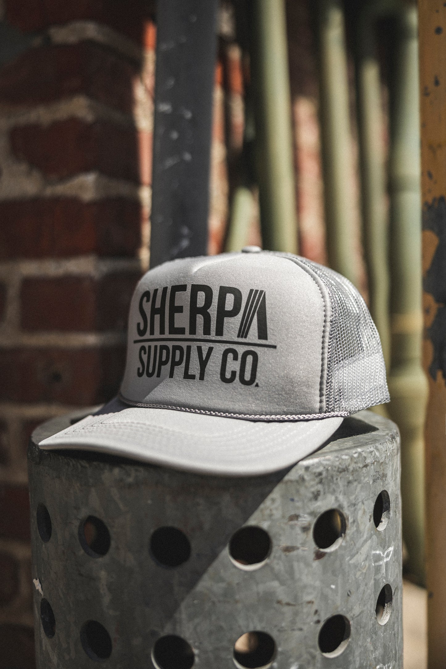 Sherpa Supply Trucker - Grey/Black